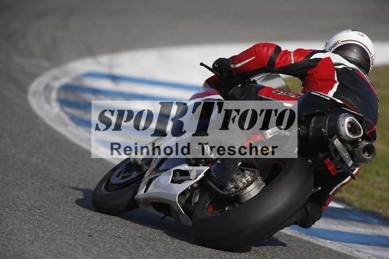 /Archiv-2024/02 29.01.-02.02.2024 Moto Center Thun Jerez/Gruppe gruen-green/40